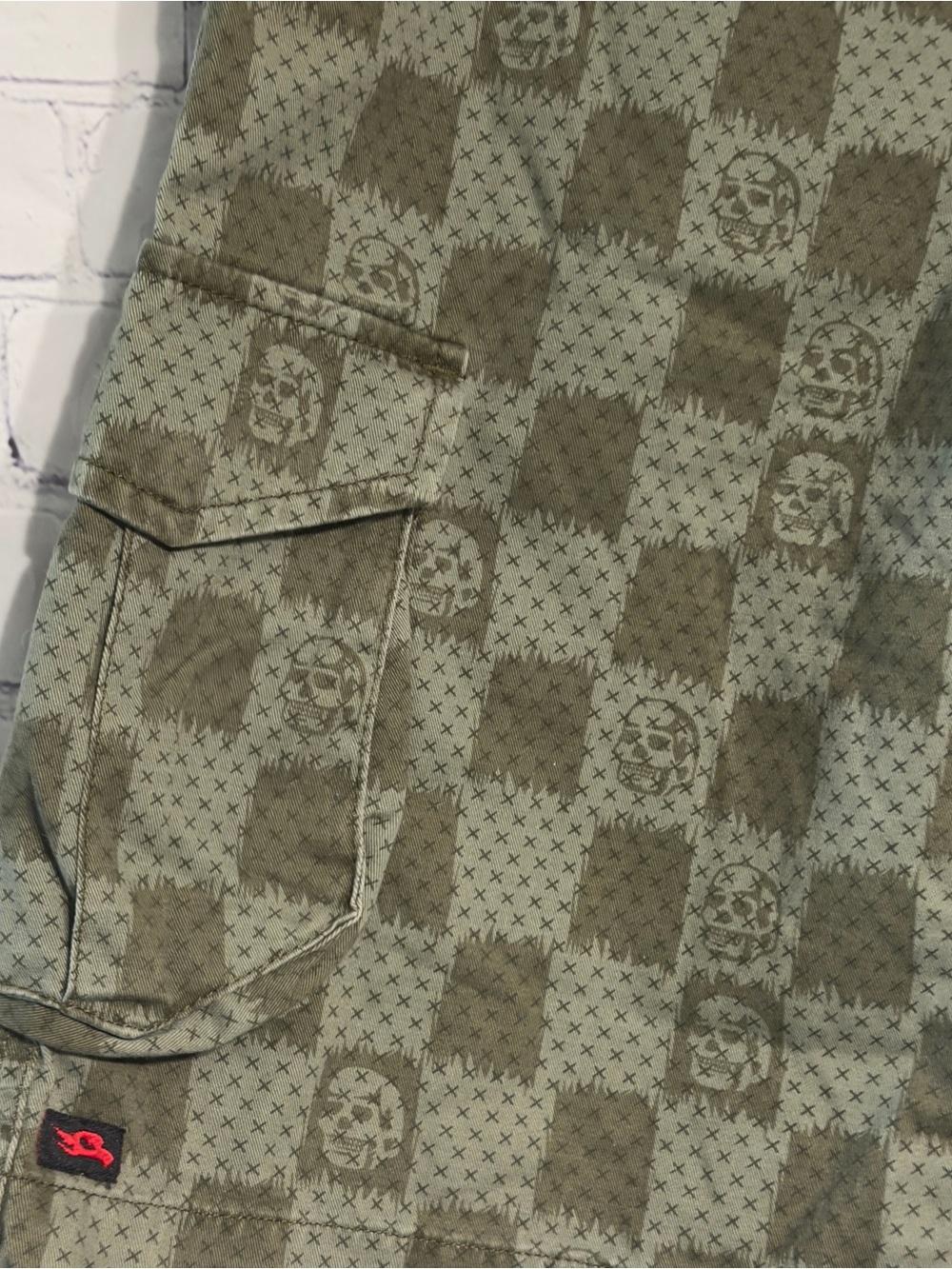 Tony Hawk Olive Green Checker Cargo Shorts - Picture 3 of 7